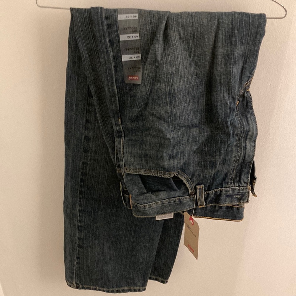 Levi jeans new with tags